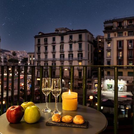 Le Stanze Del Barone Bed & Breakfast Napoli Ngoại thất bức ảnh