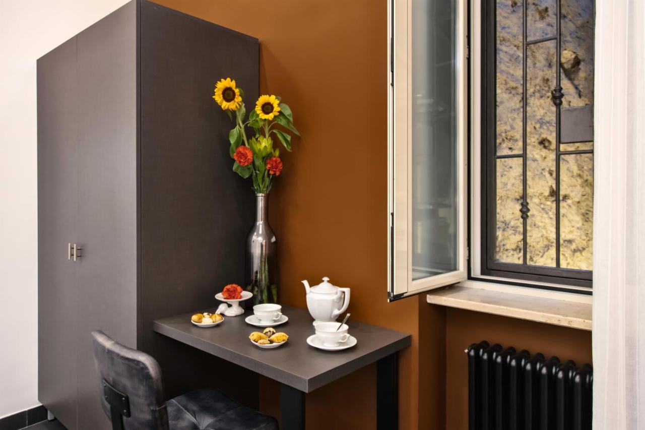 Le Stanze Del Barone Bed & Breakfast Napoli Ngoại thất bức ảnh
