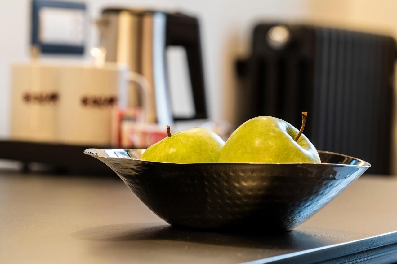 Le Stanze Del Barone Bed & Breakfast Napoli Ngoại thất bức ảnh